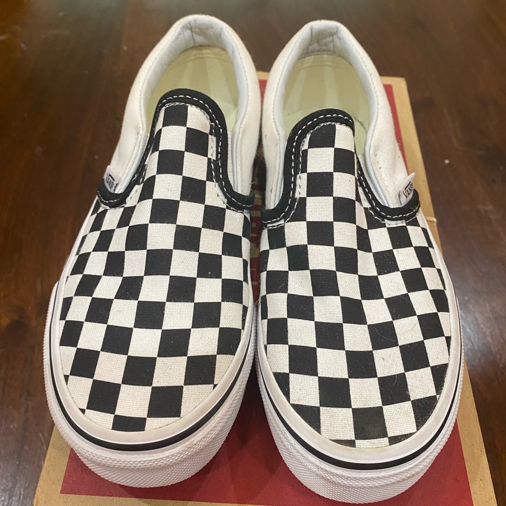 Vans: kids black & white checkerboard slip on